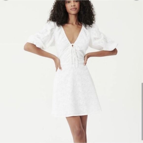 NICHOLAS Women's Danni white eyelet mini dress, size 6 NWT - Picture 1 of 10